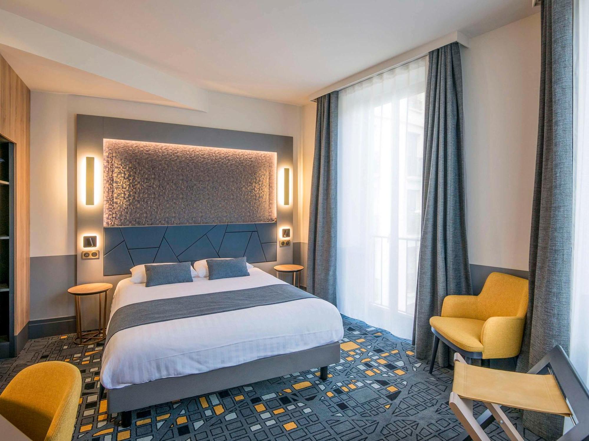 Hotel Mercure Rodez Cathedrale Exterior photo